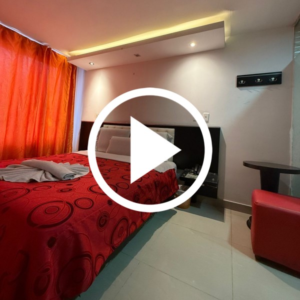 MOTEL CON DECORACIÓN