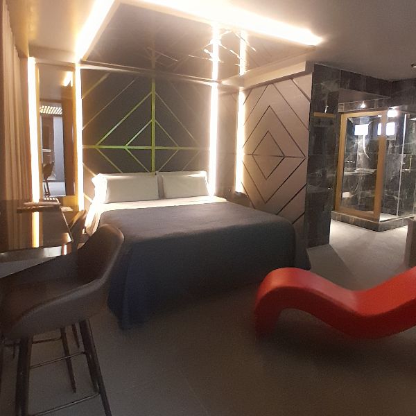 SIITE JACUZZI LUXURY  en Motel 