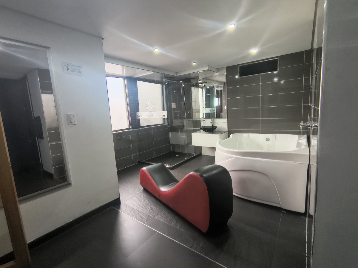 suite jacuzzi y sauna401   403 