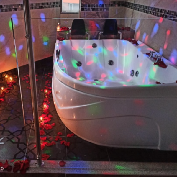 HABITACION CON JACUZZI en Motel 