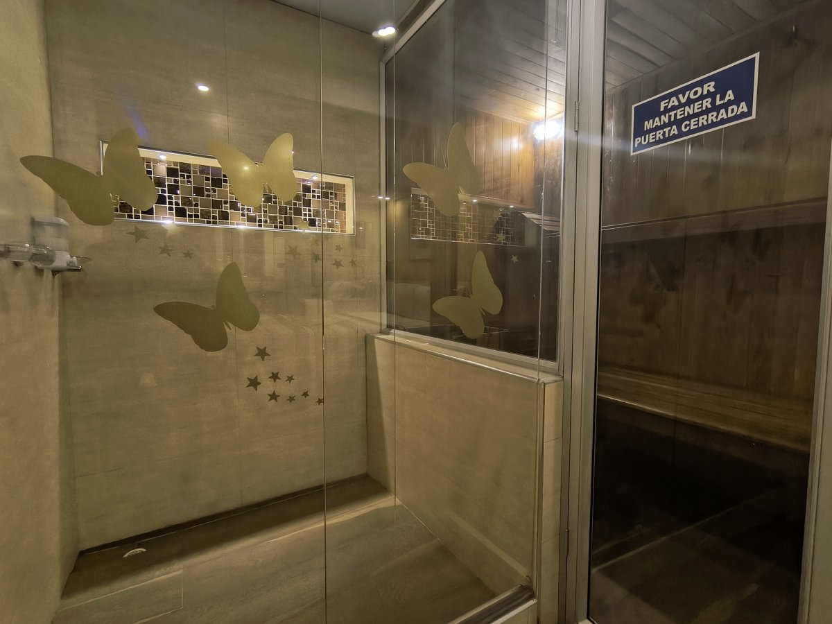 suite romance (sauna)