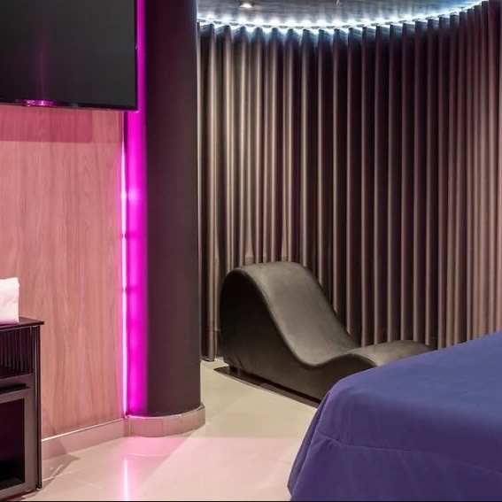 HABITACIóN SAUNA MODERNA en Motel 