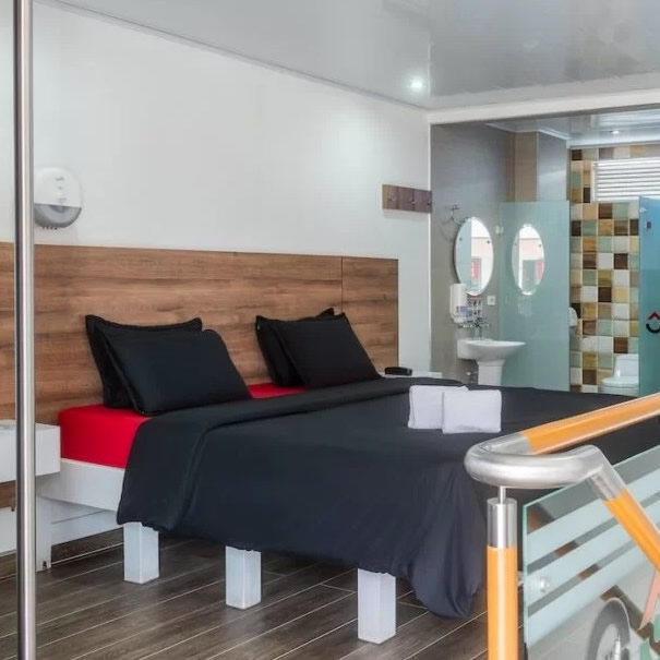 CABAñA SENCILLA  en Motel 