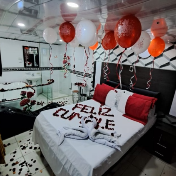 HABITACIóN CON JACUZZI en Motel 