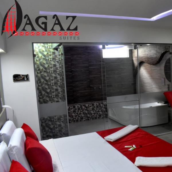 SUITE ESPECIAL JACUZZI   en Motel 