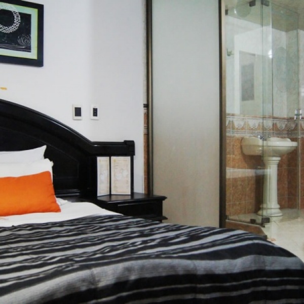 HABITACIóN CON JACUZZI  en Motel 